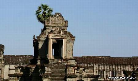 Боковая галерея Ангкор-Вата. (Ангкор-Ват Камбоджа. Фото Лимарева В.Н.)
