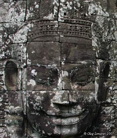 Джаяварман Седьмой или Брама. Один из гиганских барельефов   Анкор-Тхома. Камбоджа. фото Лимарева В.Н.