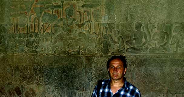 Король и его свита. Барельеф галереи Ангкор Ват (фото Лимарева Сергея)